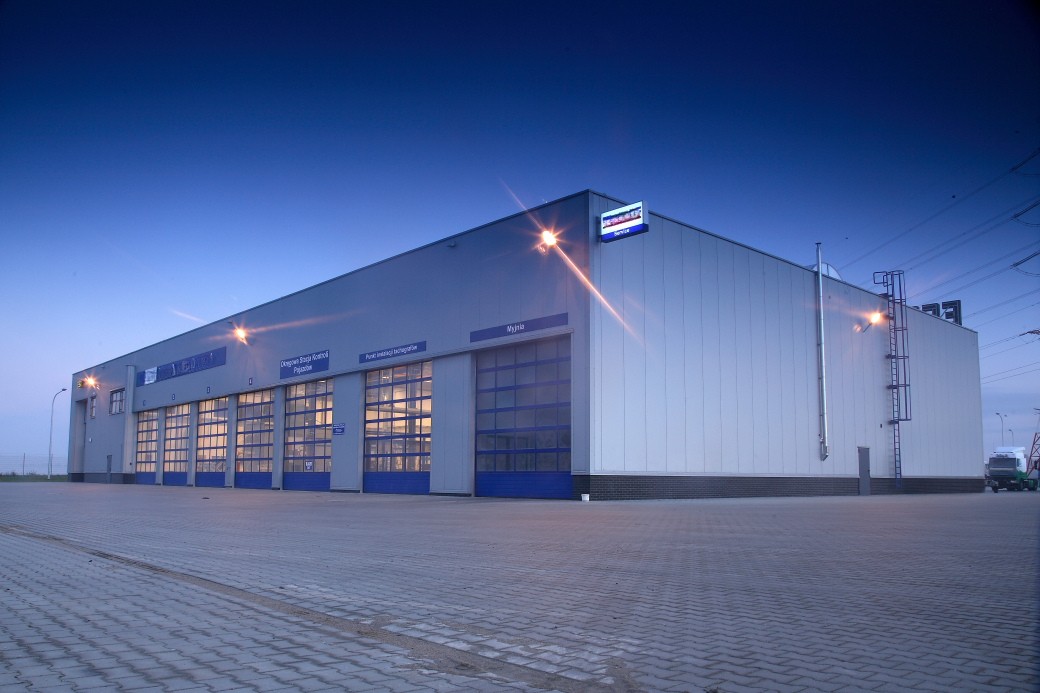 Zakład serwisowo-warsztatowy - 10,200 m²